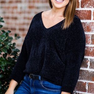 Black chenille express quarter sleeve cropped sweater